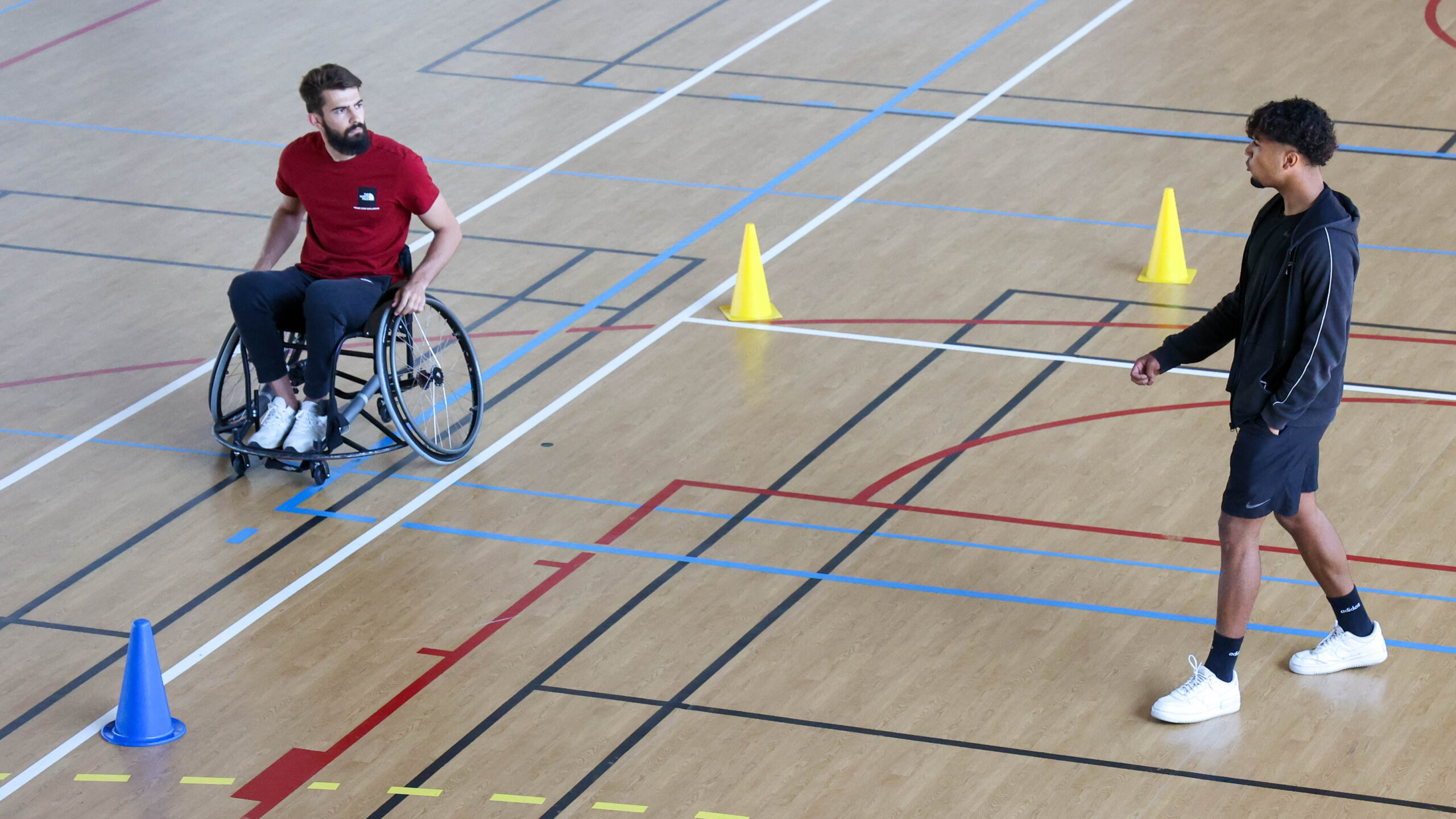 Sport adapté avec fauteuil roulant